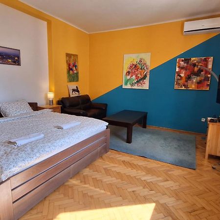 Great Buda Apartman บูดาเปสต์ ภายนอก รูปภาพ